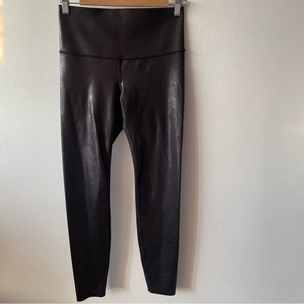 Knix High rise leggings with leather like finish black